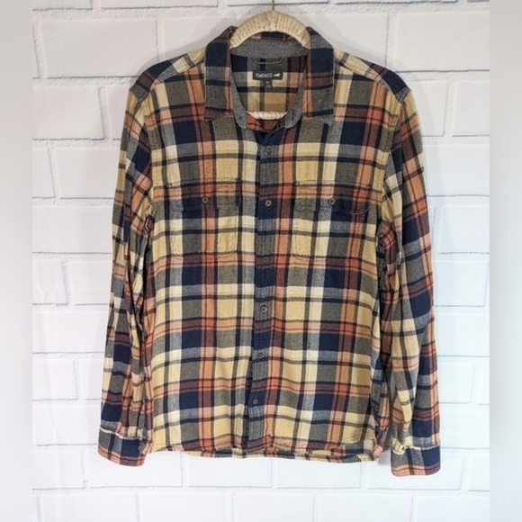 Toad &Co Cotton Indigo Flannel Long Sleeved Button Down Shirt - Picture 1 of 4
